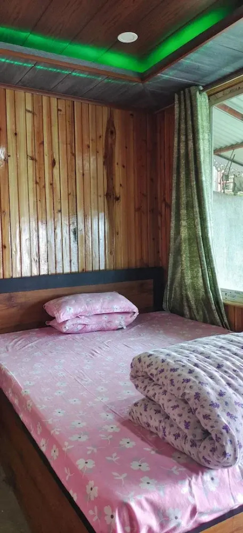 Zero Points TheLaure cottage Shreeantu