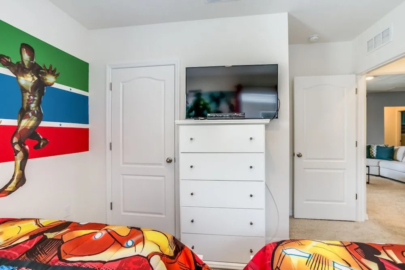 Oakwood Stree Villa Solterra 7041