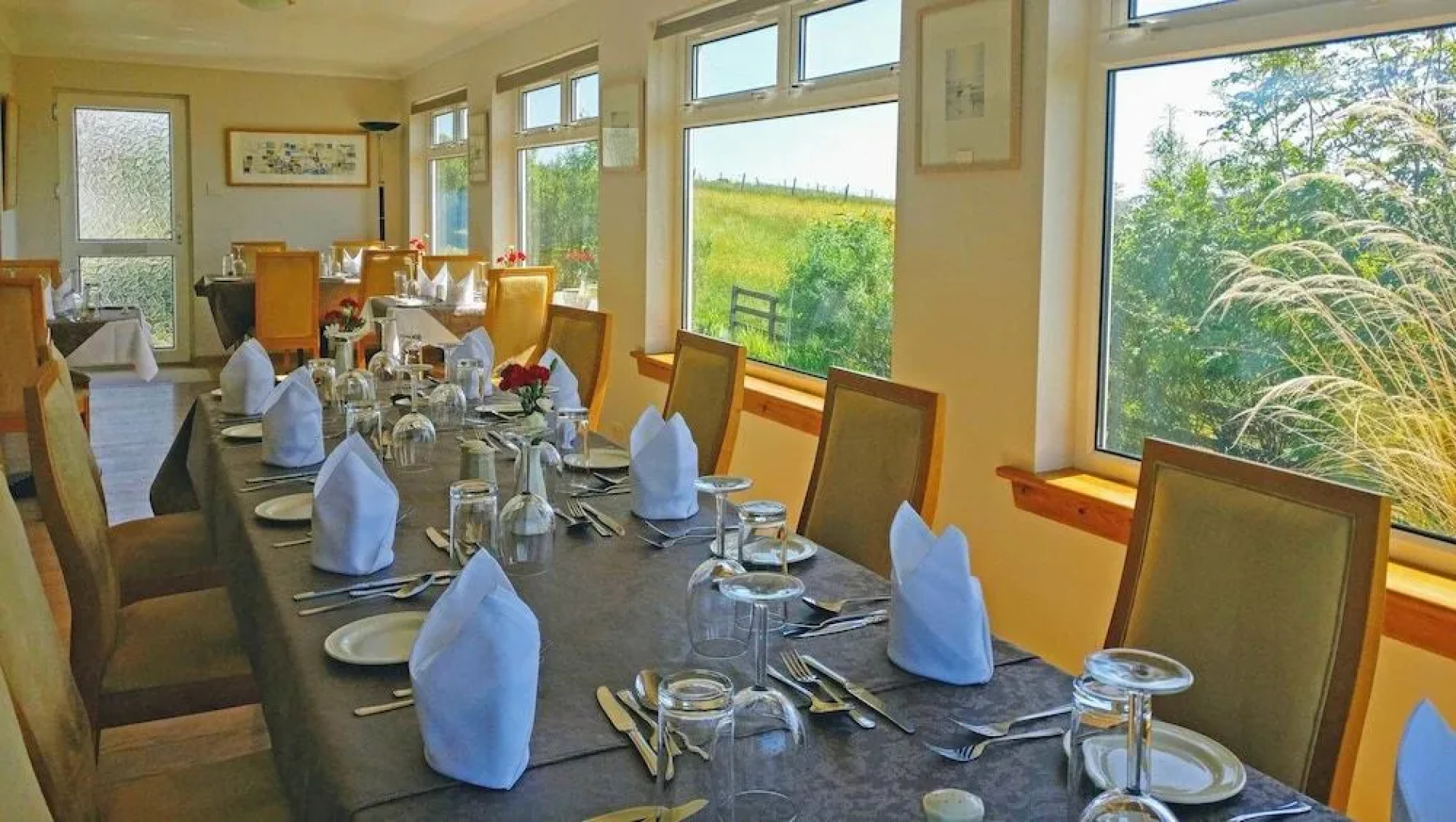 Loch Roag Guest House & Eshcol Guest House