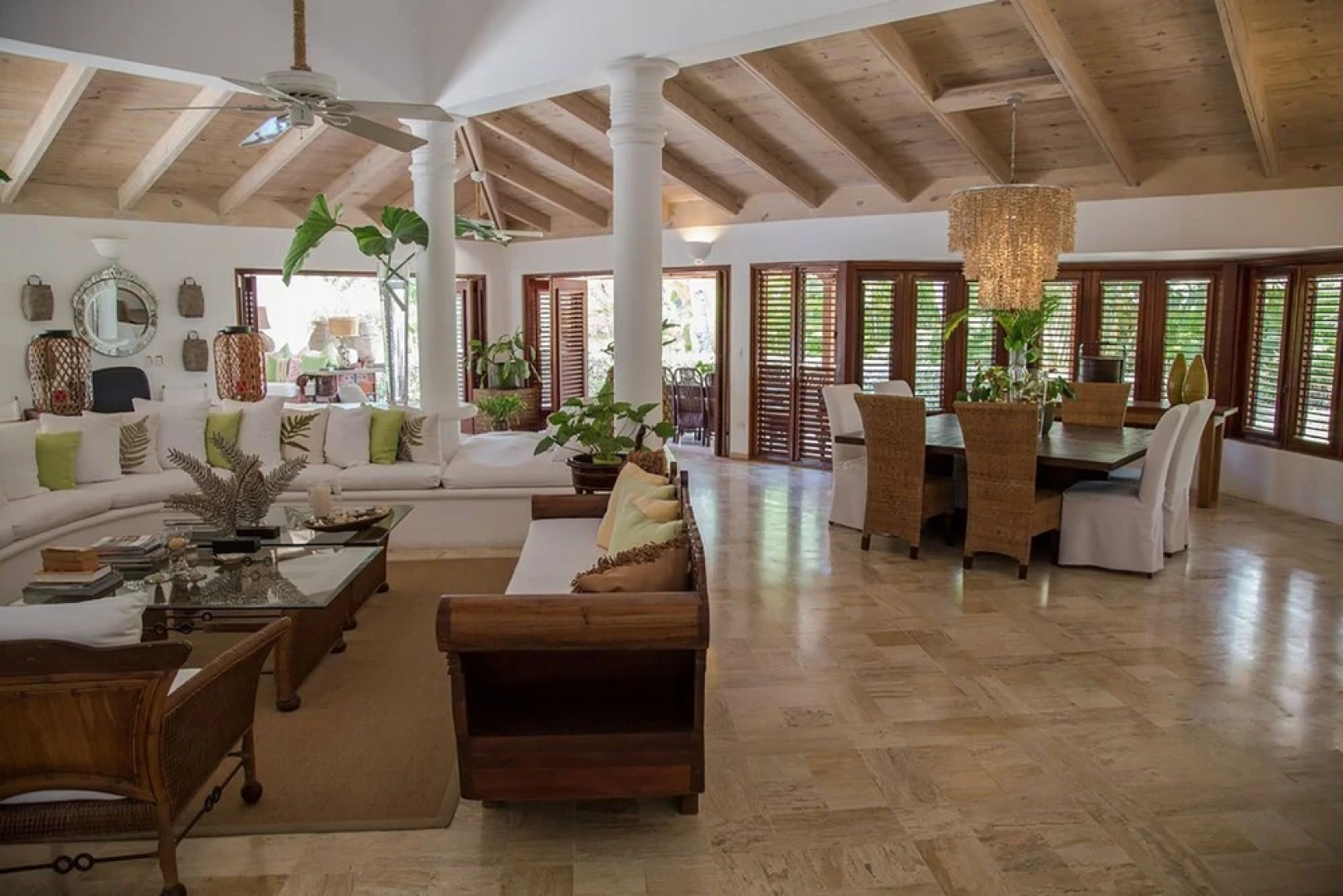 Villa Las Piñas