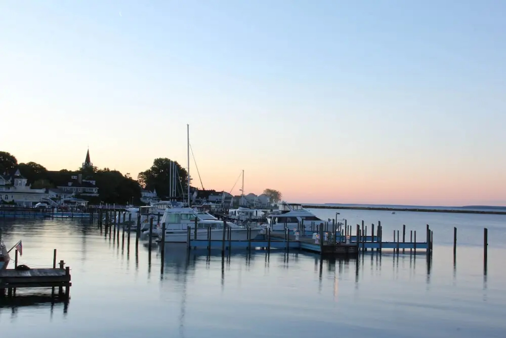 Chippewa Hotel Waterfront