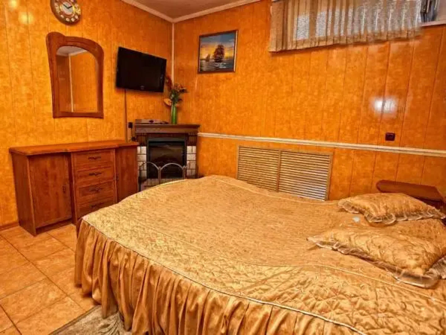 Гостиница Бостон