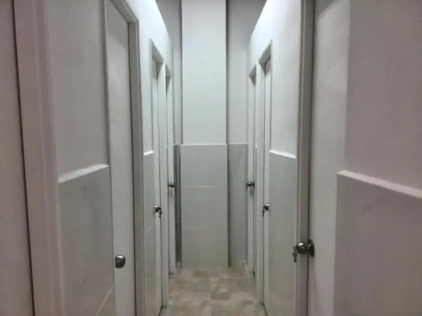 Hostal Lleras Calle 8 - Hostel