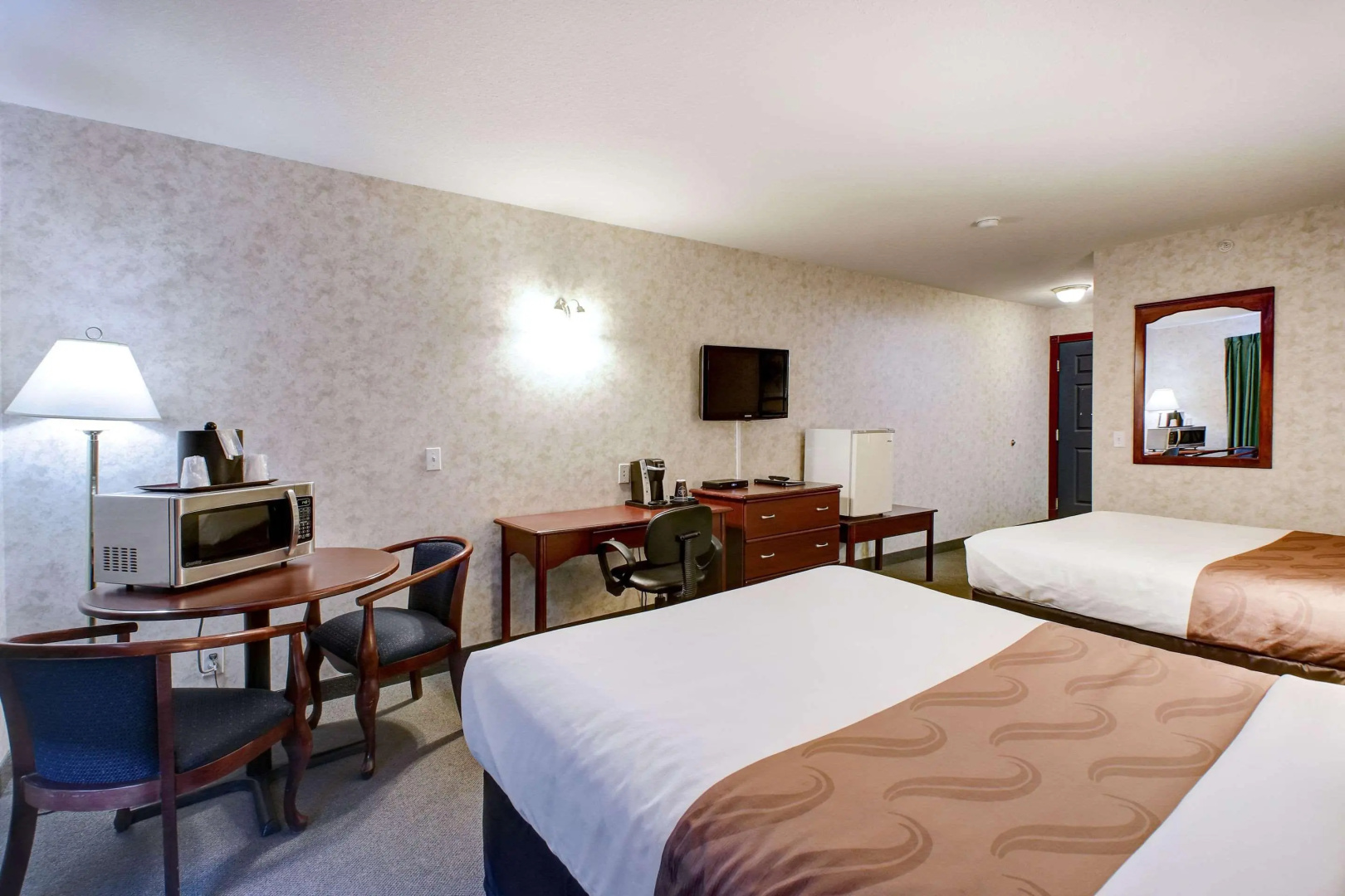 Ramada by Wyndham Nisku Edmonton Airport