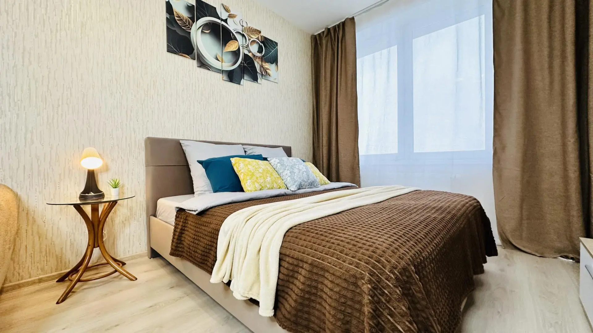 Крыша Мира на улице Революции 52Б