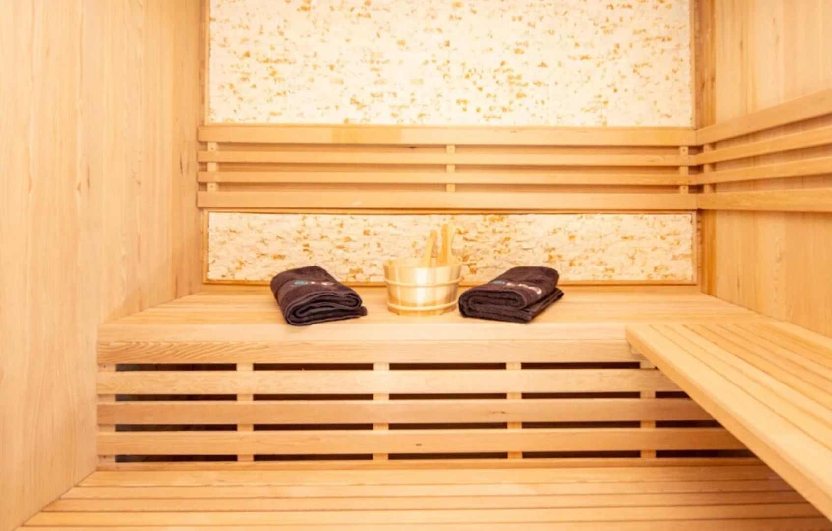 Awesome Home in Turanj with Hot Tub, WiFi & Heated Swimming Pool