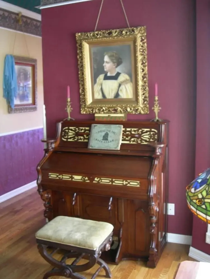 The Victorian Lady