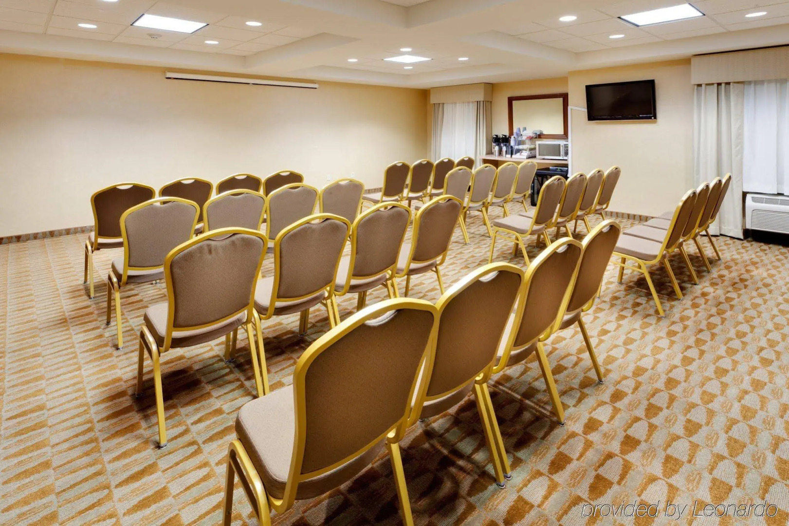 Holiday Inn Express Haskell - Wayne Area by IHG