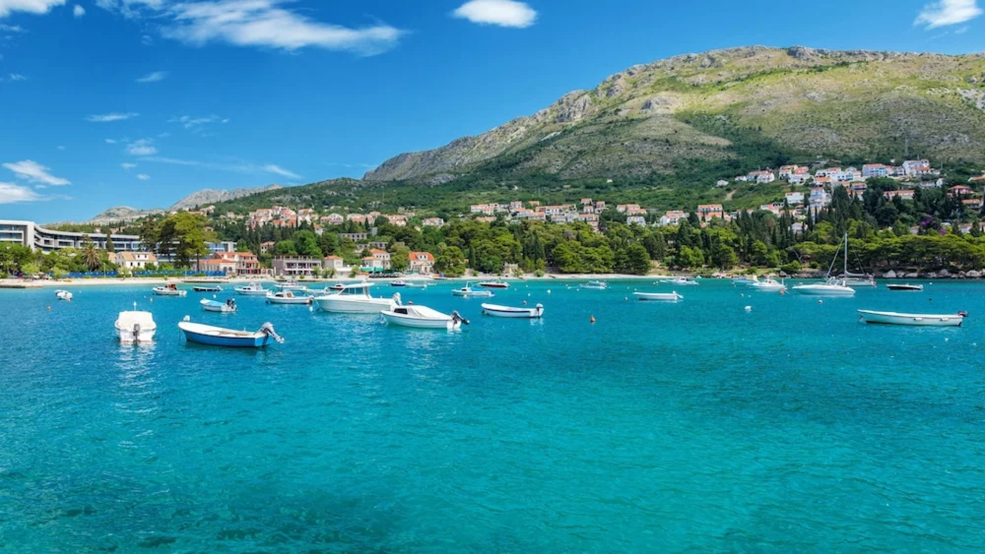 Sea Front Apartment 1