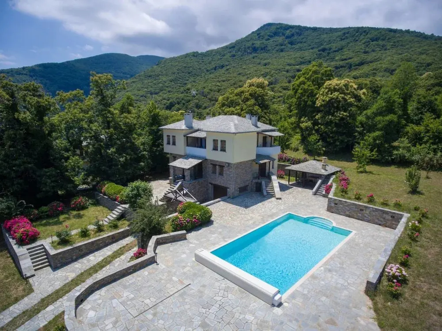 Unique house in a dream place in Tsagarada