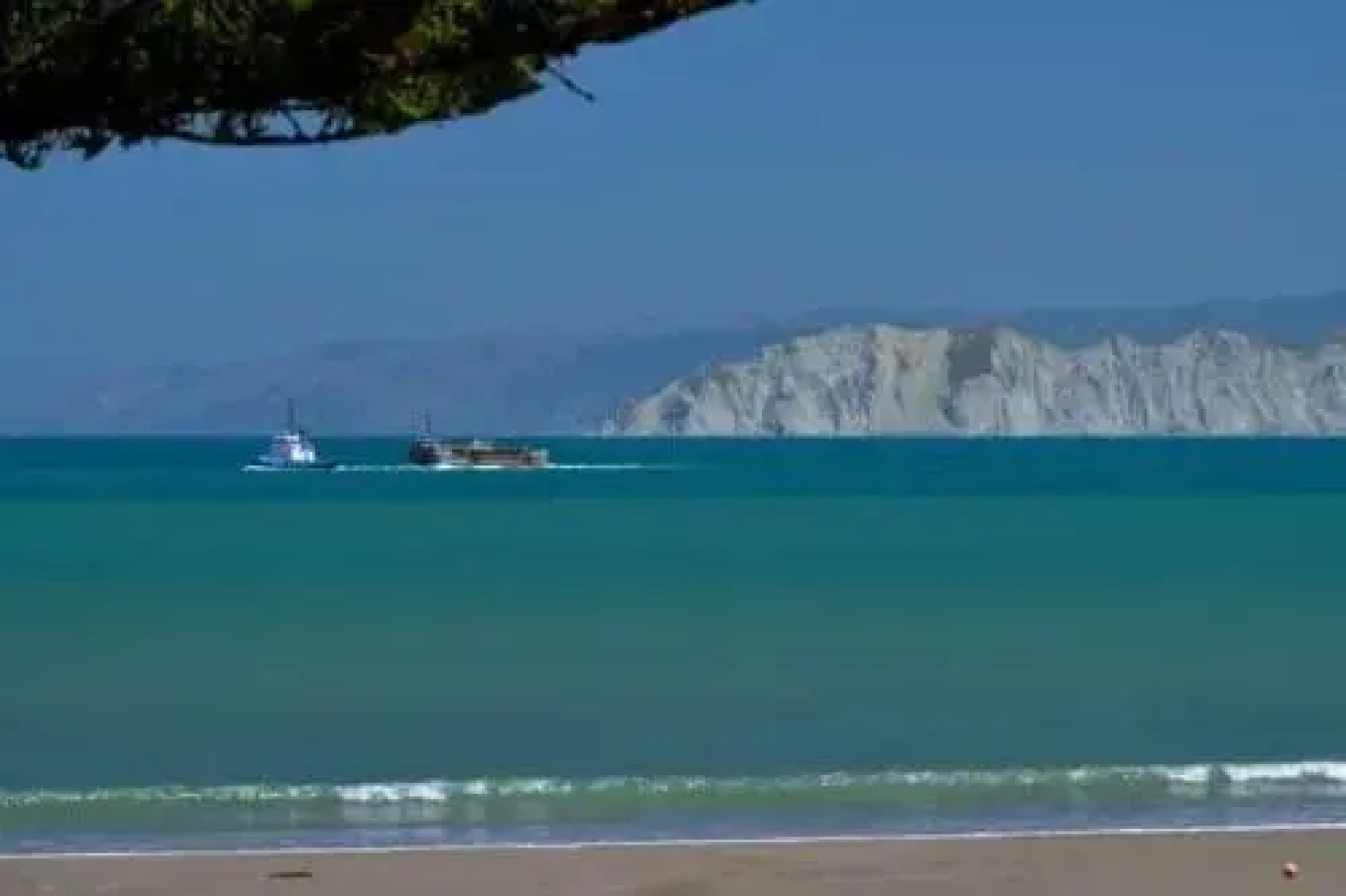 Whispering Sands Motel