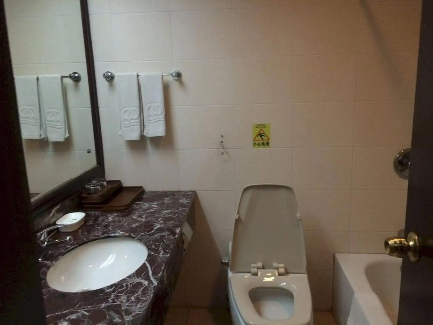 Pipaxi Hotel