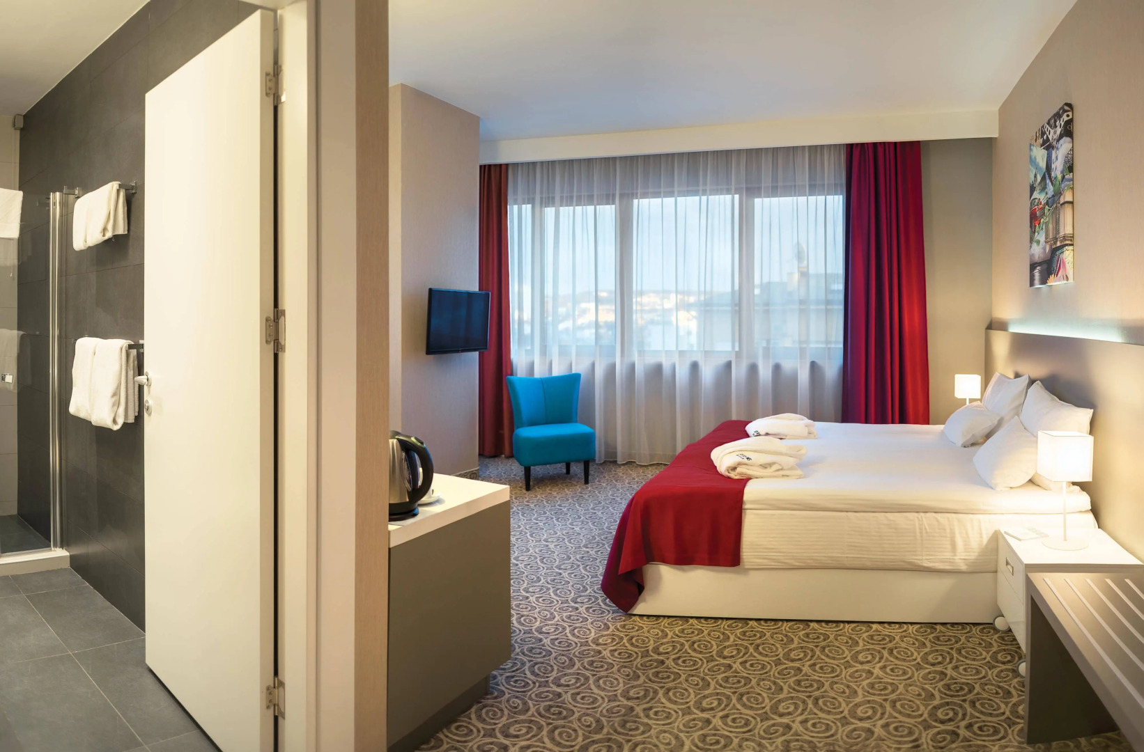 Отель Radisson RED Belgrade