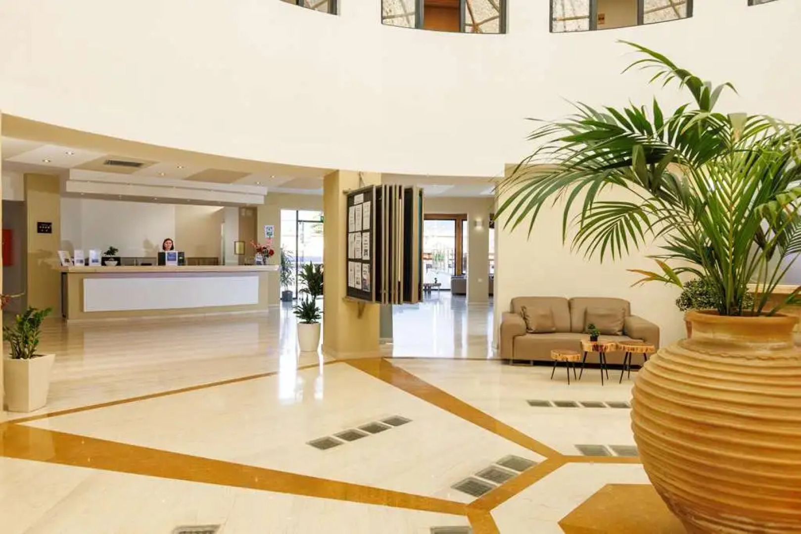 Malia Bay Beach Hotel & Bungalows