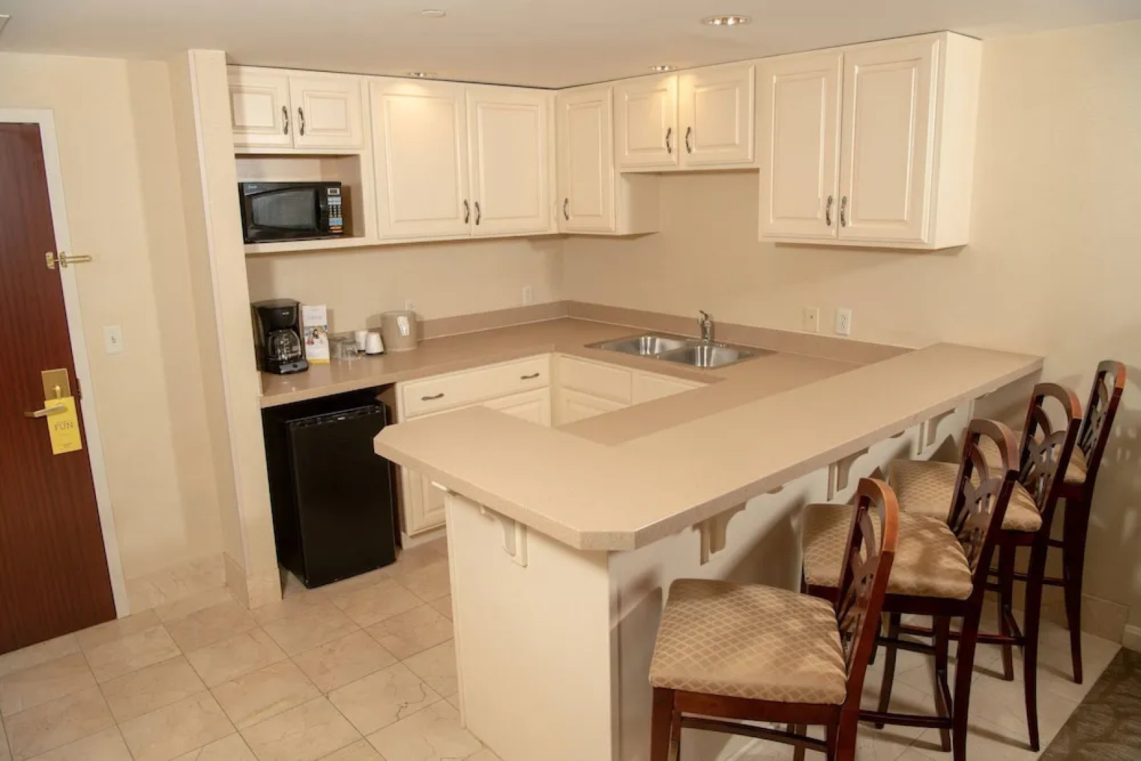 Courtyard Erie Ambassador Conference Center