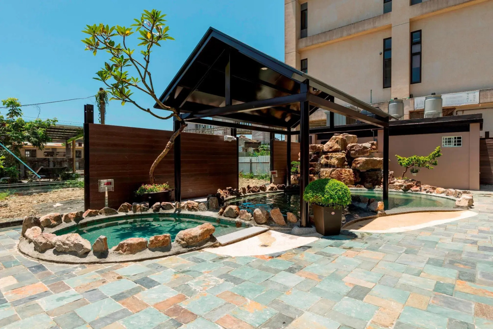 Chungtang Spring Flagship Hotel