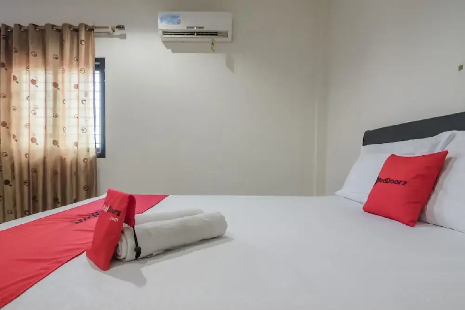 RedDoorz Syariah near Jamtos Jambi