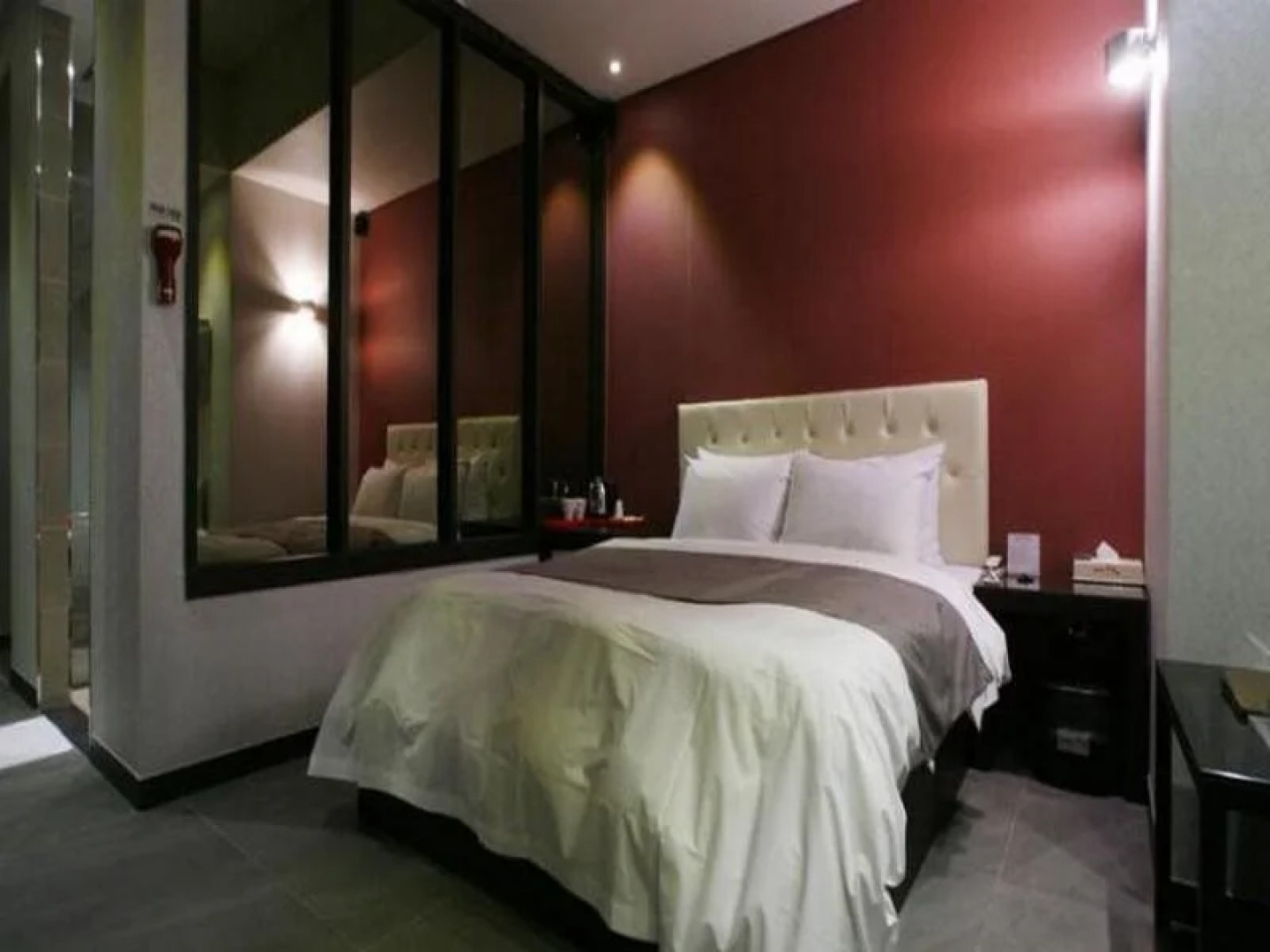 Hotel Myeongjak, Suwon