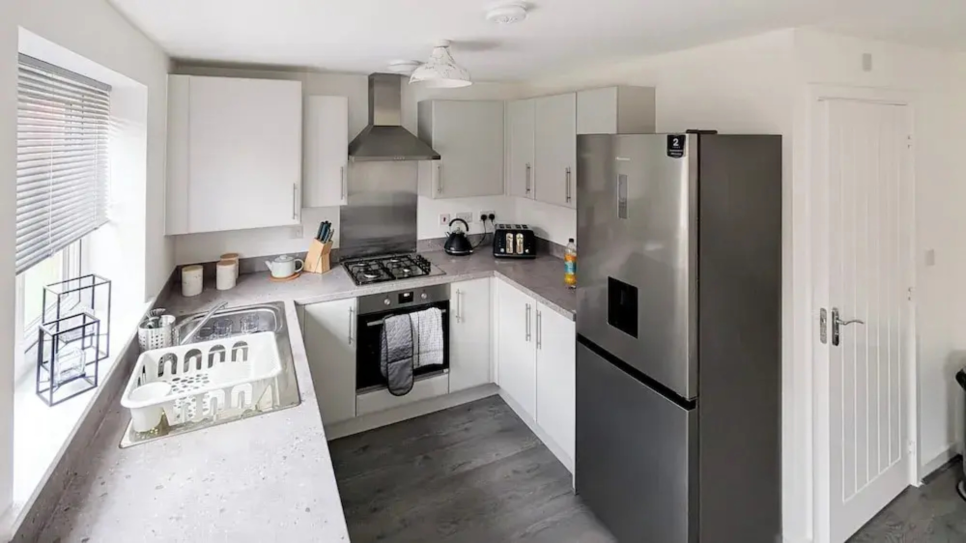 Cotswold Green - Sleeps 5 - Free EV Charge