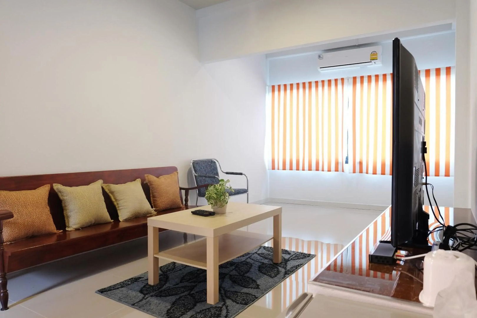 Juntima Place at Amphawa