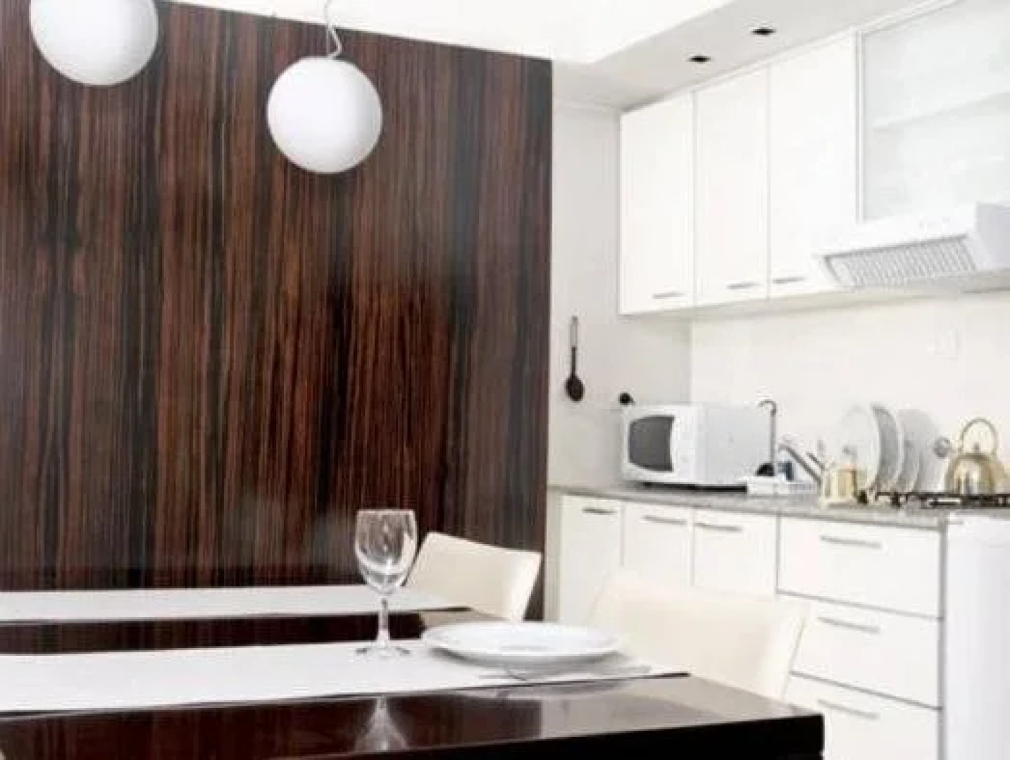 Cetro Real Condominium & Suites