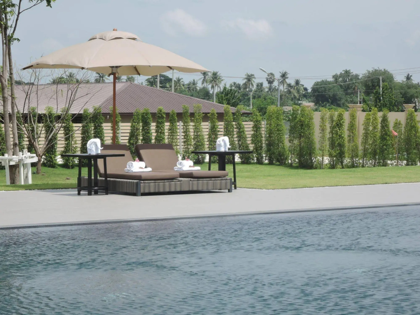 Emerald Palace Hotel