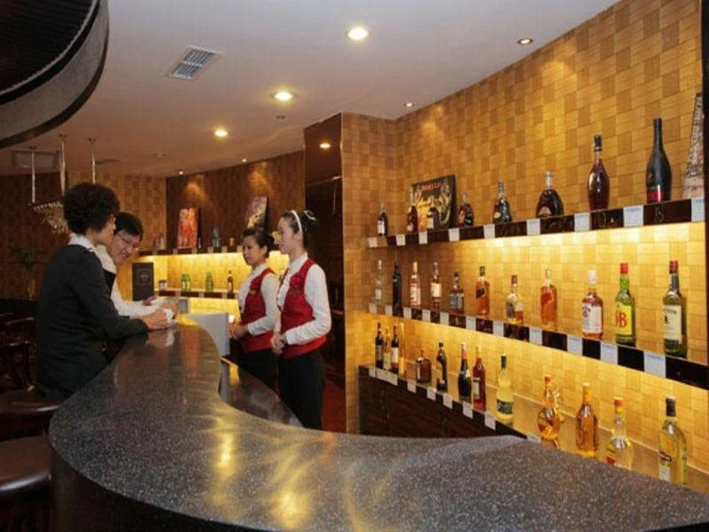 Yantai New Era Hotel