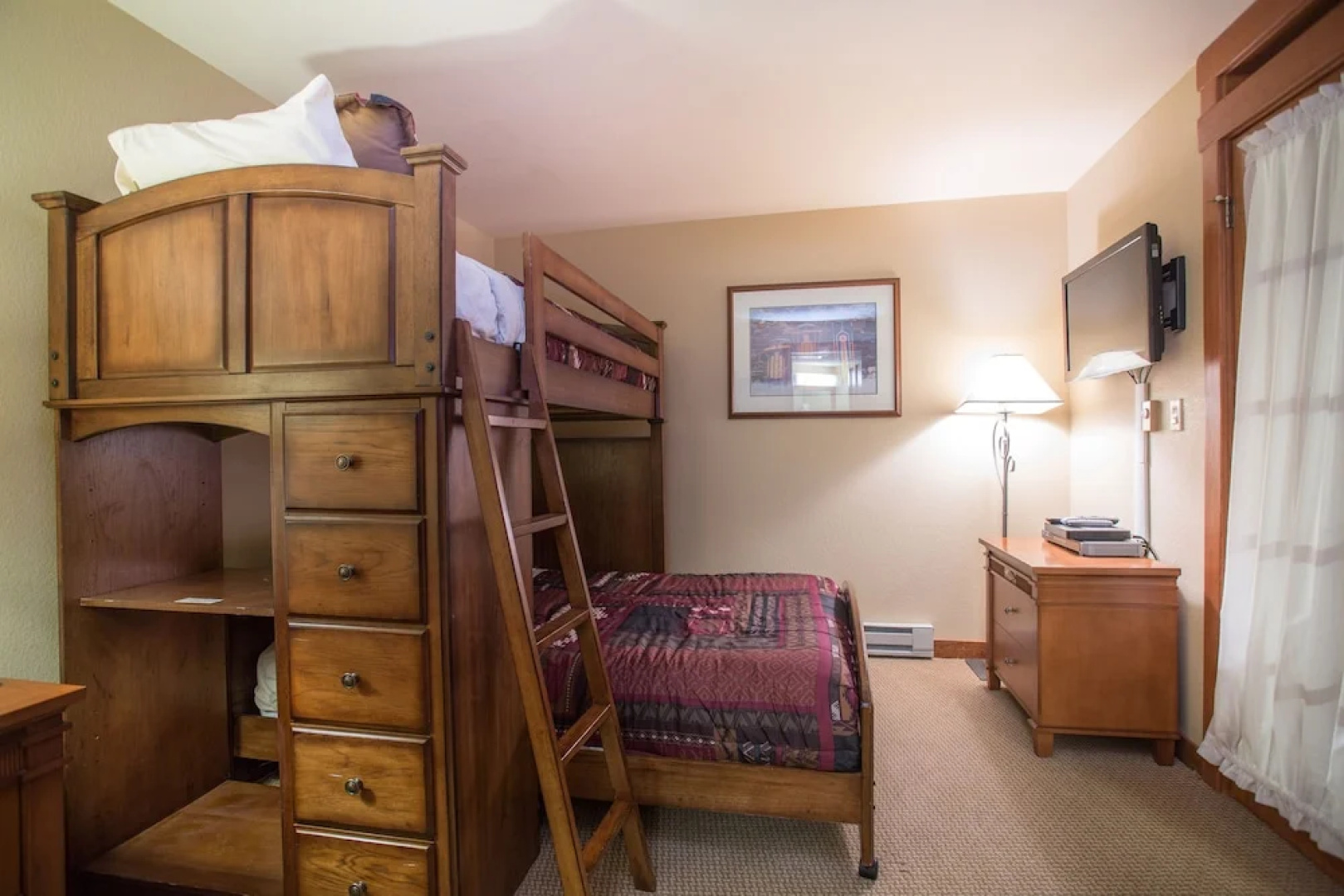 3306 - One Bedroom + Den Deluxe Powderhorn Lodge 1 Condo by RedAwning