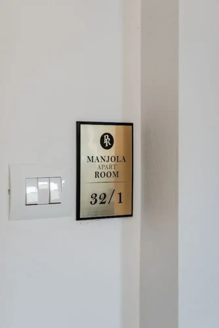 Spacious 1BR Apartment With Resort Access