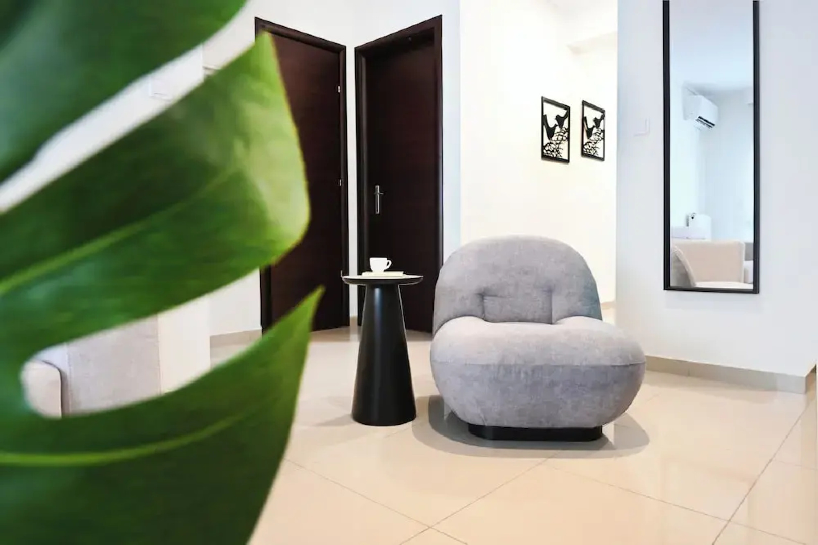 Icon Apartments