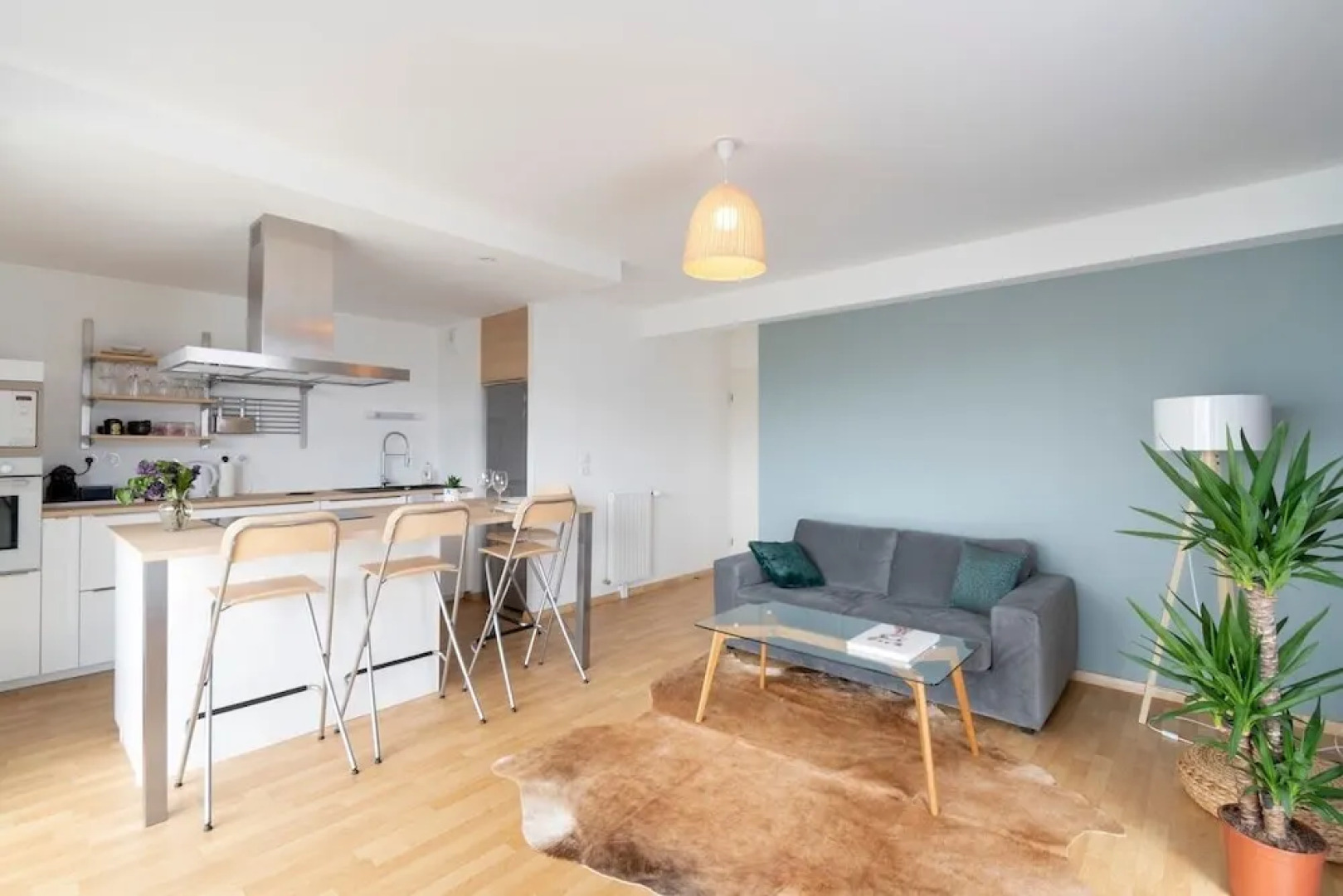 LA Perouse - Apt 2 Chambres,parking, Proche Rennes