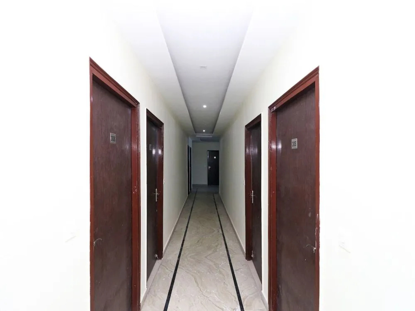 OYO 14708 Hotel Ashiyana