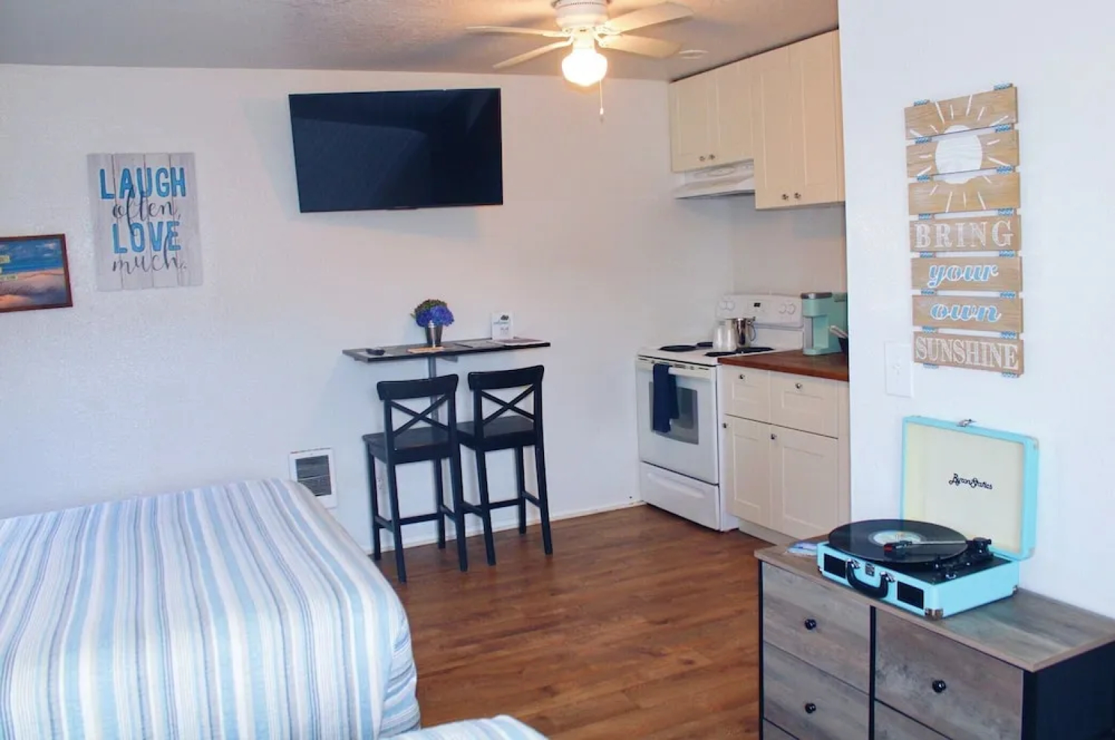 Surf & Sand Inn