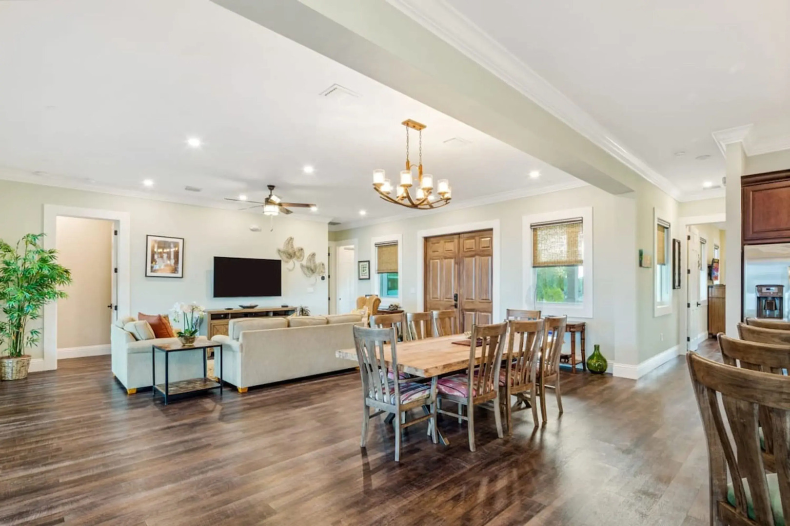 Capmar House by Brightwild Huge Home Pool