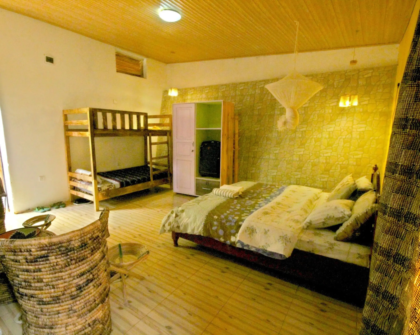 Yambi Guesthouse