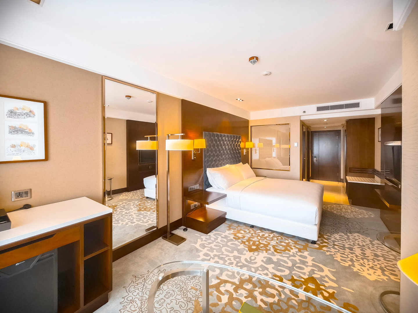 Holiday Inn Dhaka City Centre by IHG