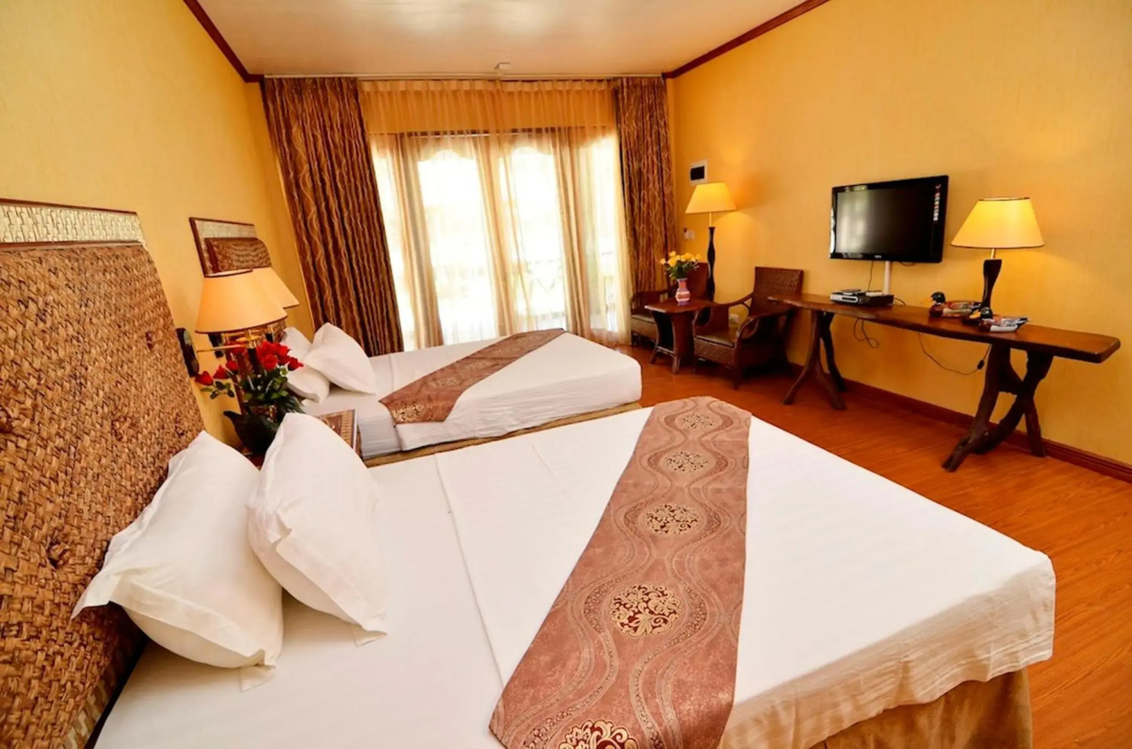 Malapascua Legend Water Sports & Resort