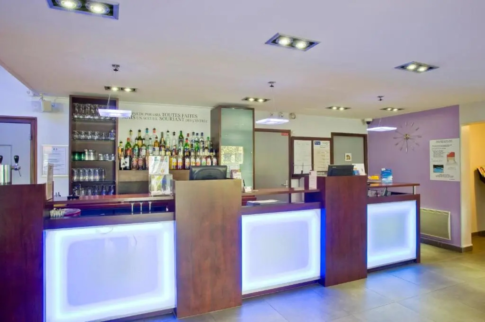 Kyriad DIJON EST - Mirande