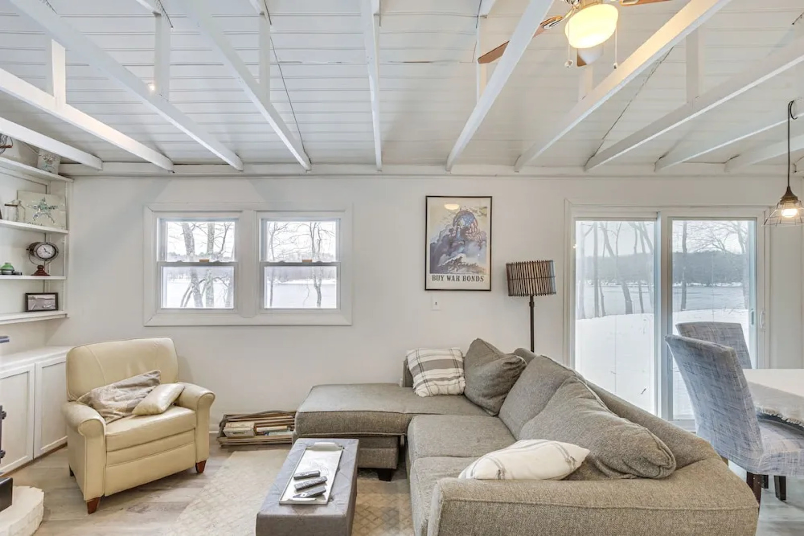 Riverfront Topsham Home ~ 28 Mi to Portland!