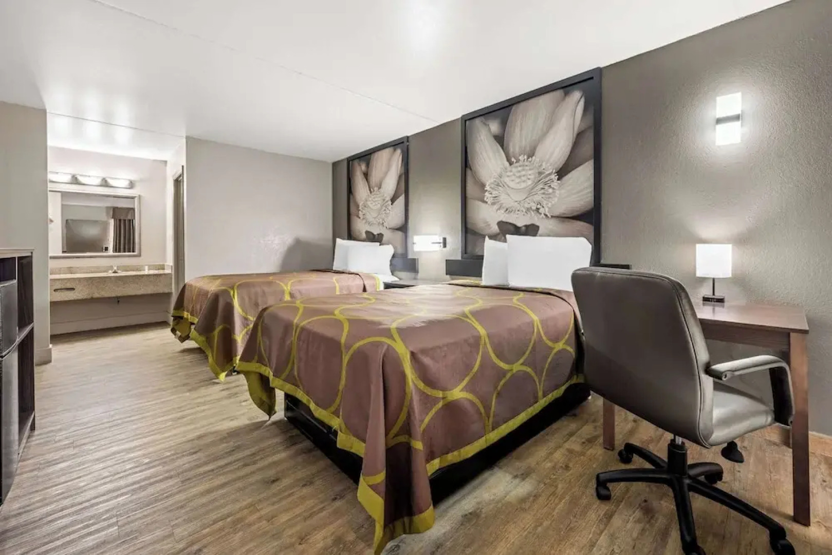 Super 8 Roanoke Rapids