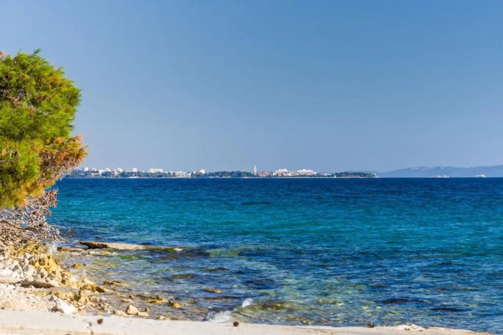 Aquamarine Deluxe Penthouse Apartment