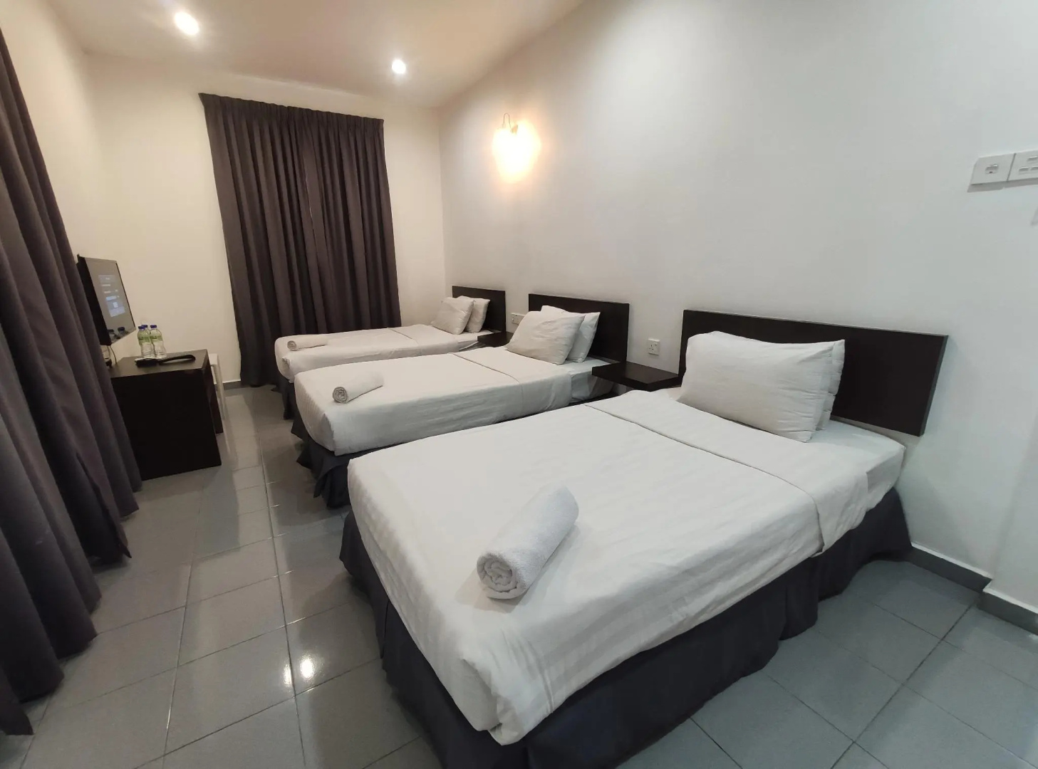T Hotel Tandop
