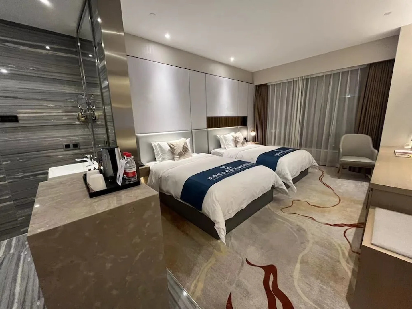 Qingyuan Yuanguang Argyle Hotel