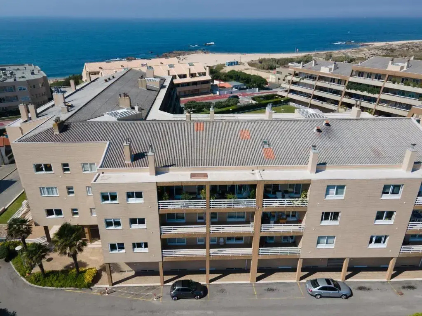 Exclusive Luxury4you – Beachfront Boutique Penthouse Apt!