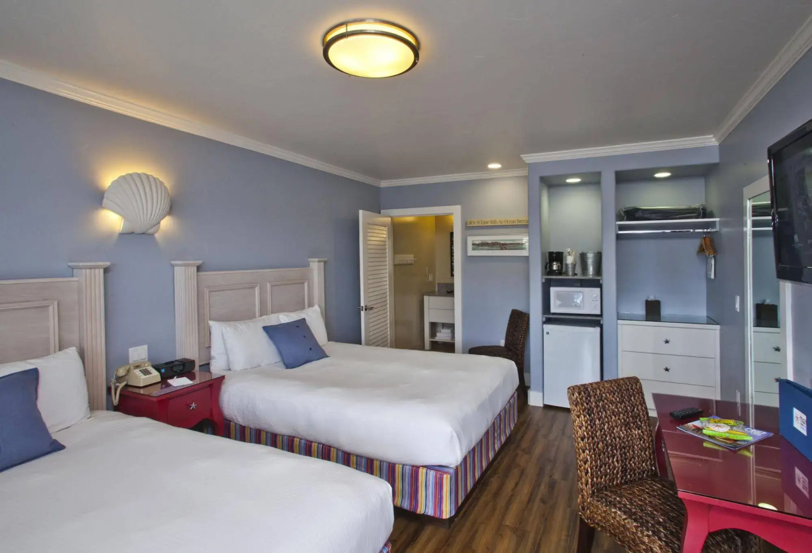 Beach Street Inn and Suites