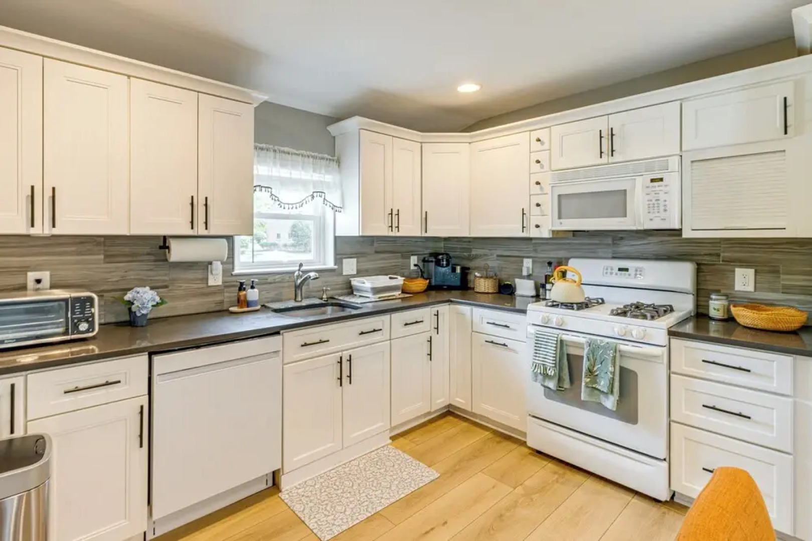 Near Dog Beach: Somers Point Escape w/ Large Yard!