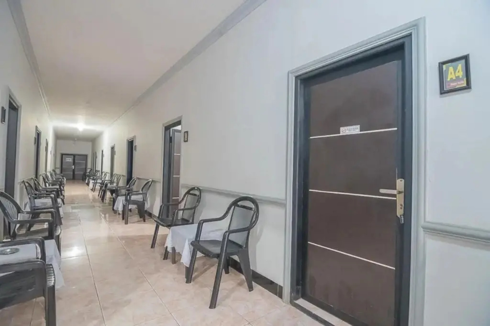 Hotel Aqila by Reddoorz