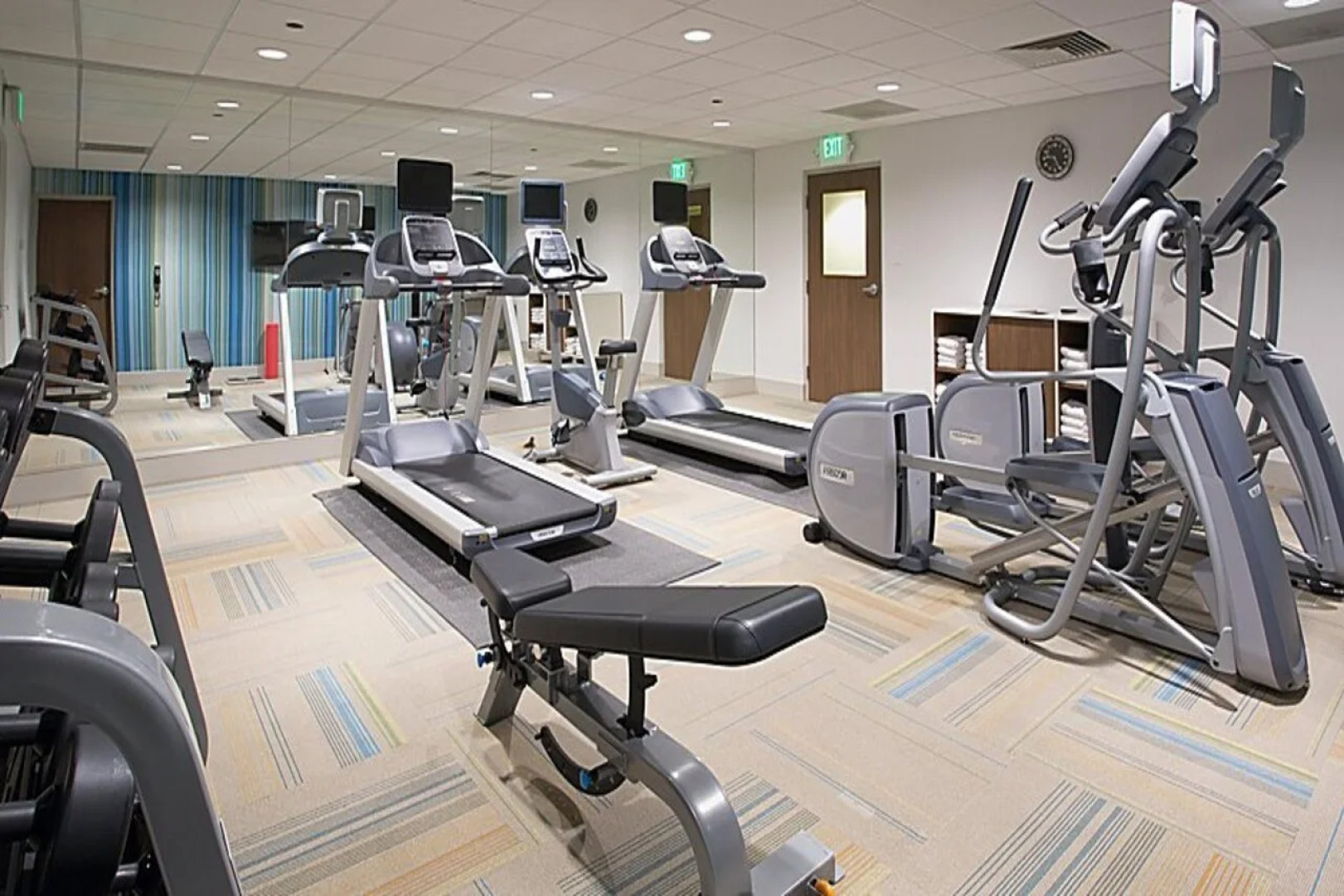 Holiday Inn Express & Suites Tulsa Northeast - Owasso by IHG