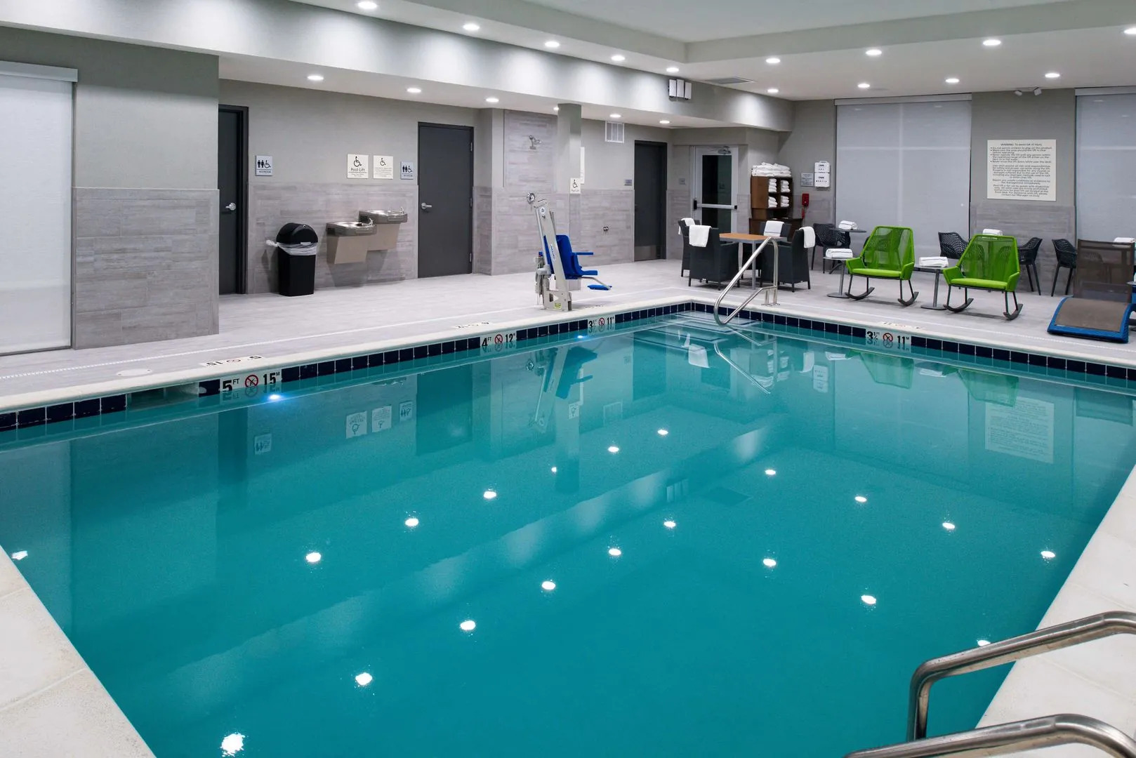 Hampton Inn & Suites Adrian