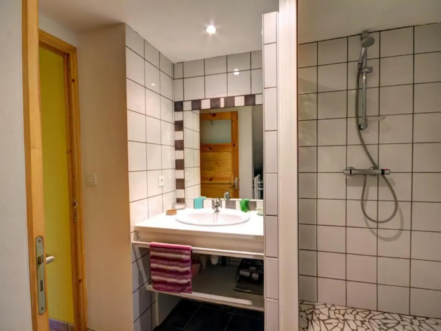 Gîte Marols, 4 pièces, 6 personnes - FR-1-496-2